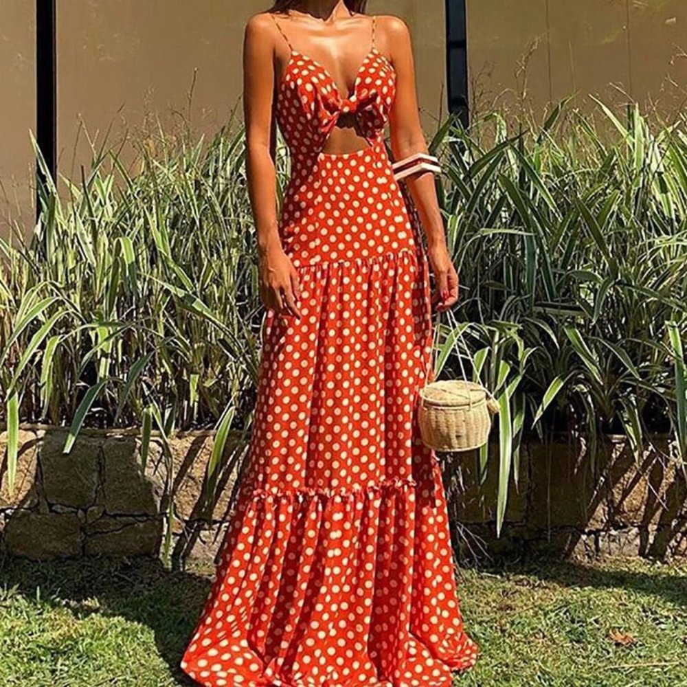Summer Dress Lady - Picture 1 of 1